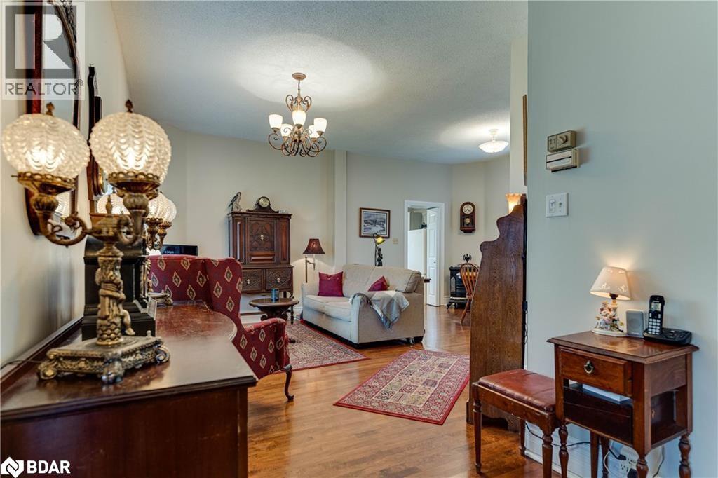 22 Queen Street, Innisfil, Ontario