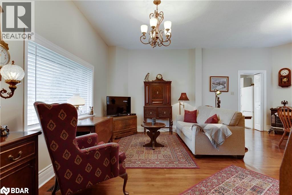 22 Queen Street, Innisfil, Ontario