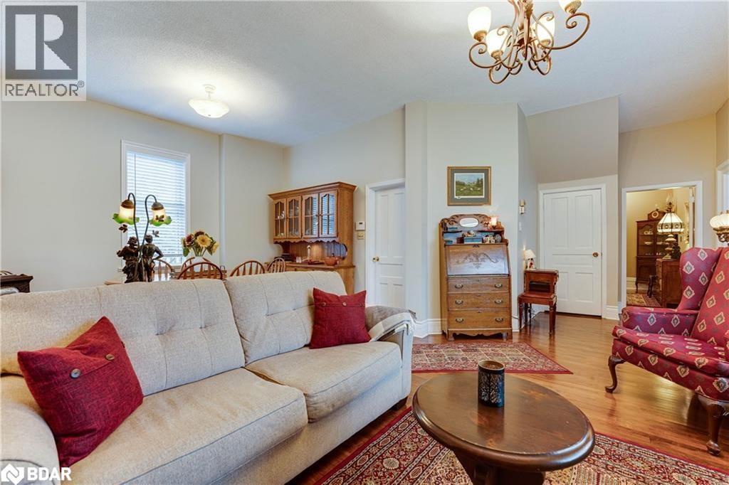 22 Queen Street, Innisfil, Ontario