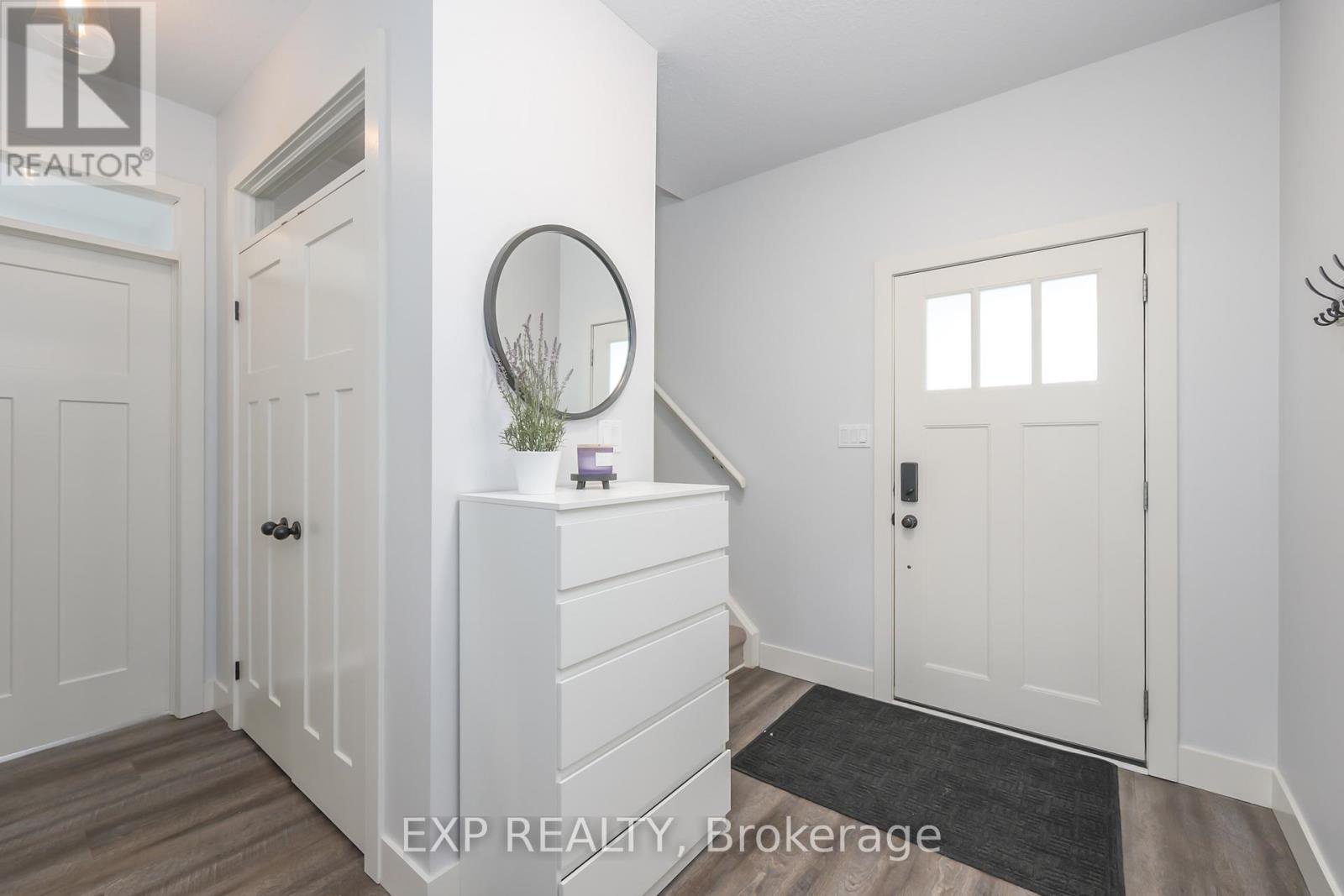 1276 Crumlin Side Road, London East (east J), Ontario