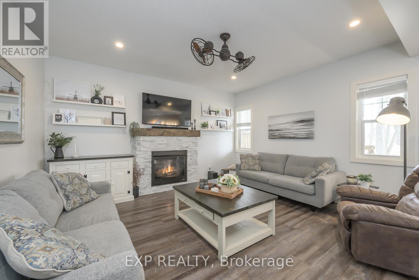 1276 Crumlin Side Road, London East (east J), Ontario