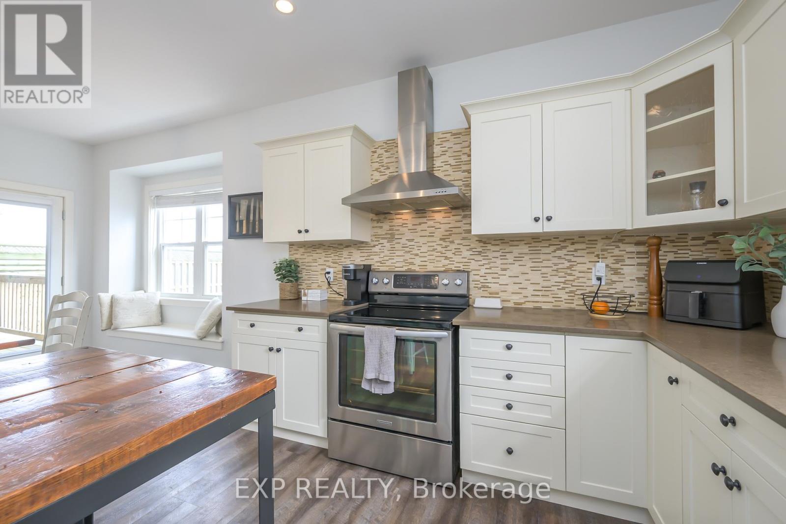 1276 Crumlin Side Road, London East (east J), Ontario