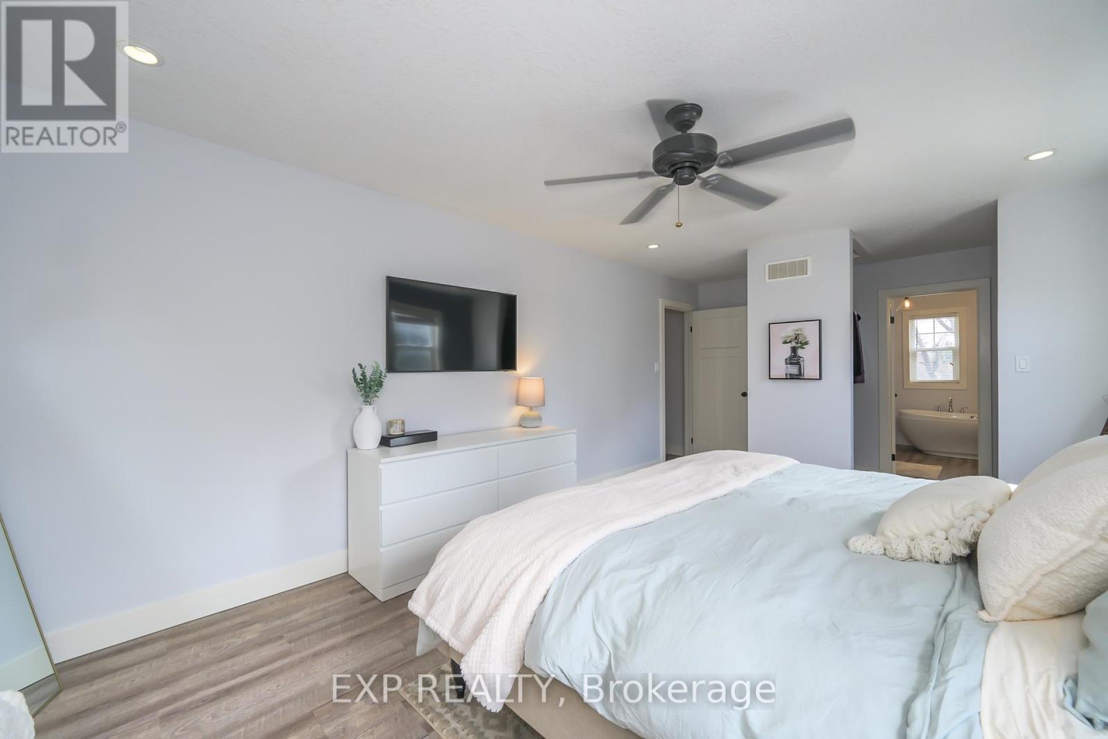 1276 Crumlin Side Road, London East (east J), Ontario