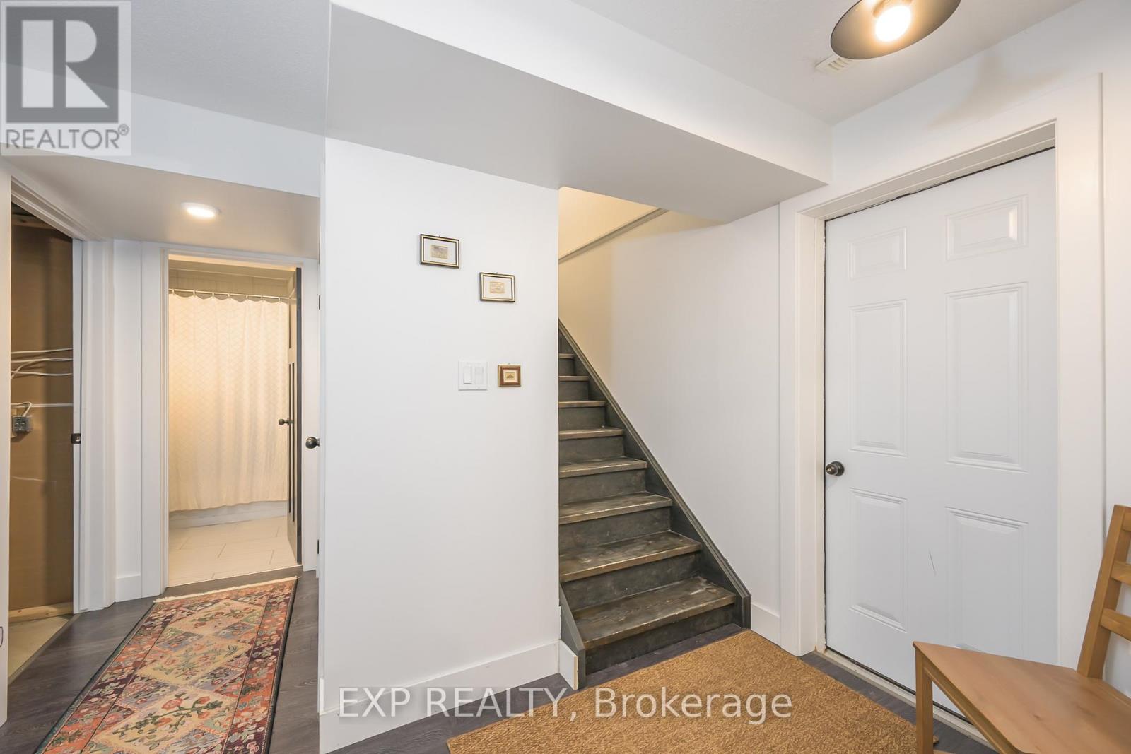 1276 Crumlin Side Road, London East (east J), Ontario