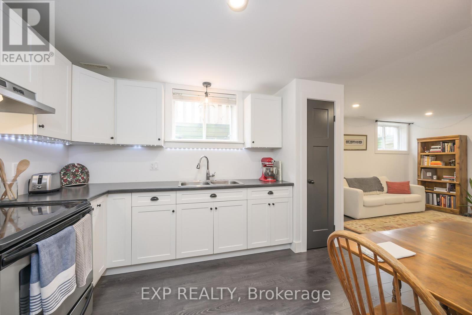 1276 Crumlin Side Road, London East (east J), Ontario