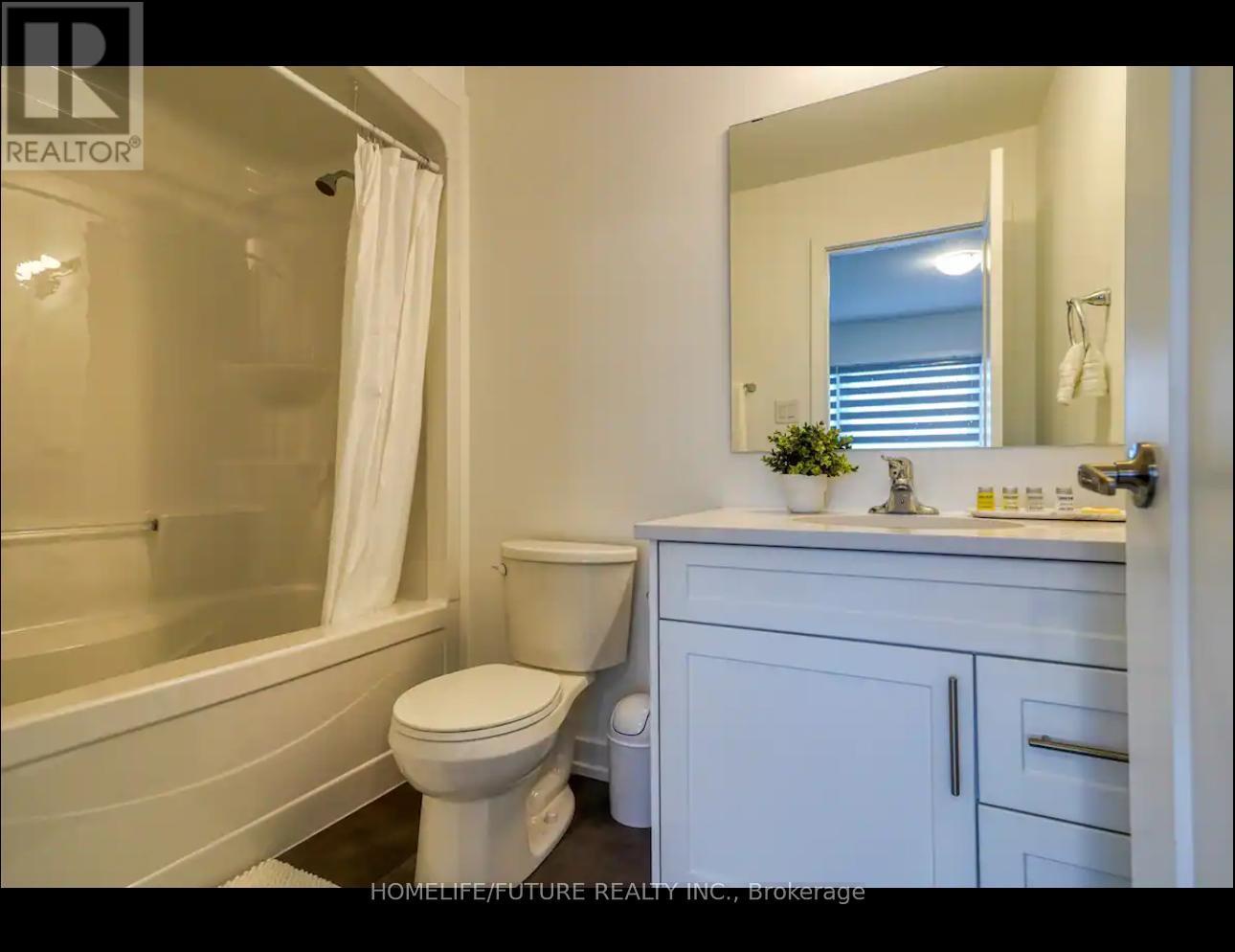 721 - 4263 Fourth Avenue, Niagara Falls (downtown), Ontario