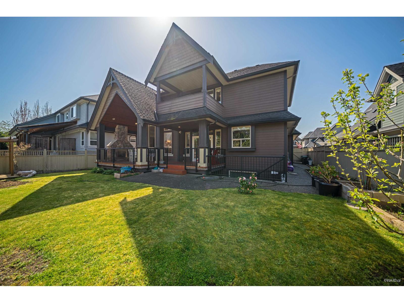 16147 27b Avenue, Surrey, British Columbia