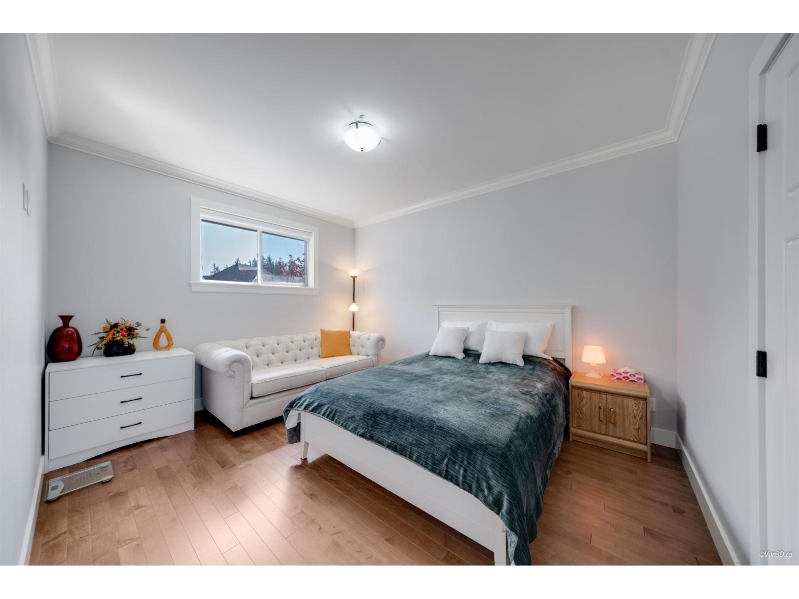 16147 27b Avenue, Surrey, British Columbia