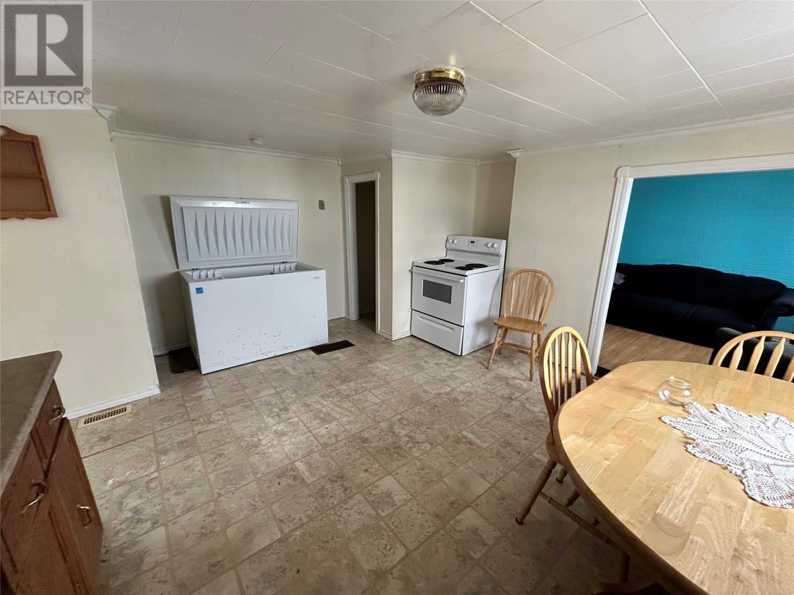 14 School Road, Rose Blanche, Newfoundland And Labrador