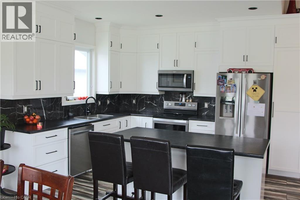 38812 Vienna Street, Varna, Ontario