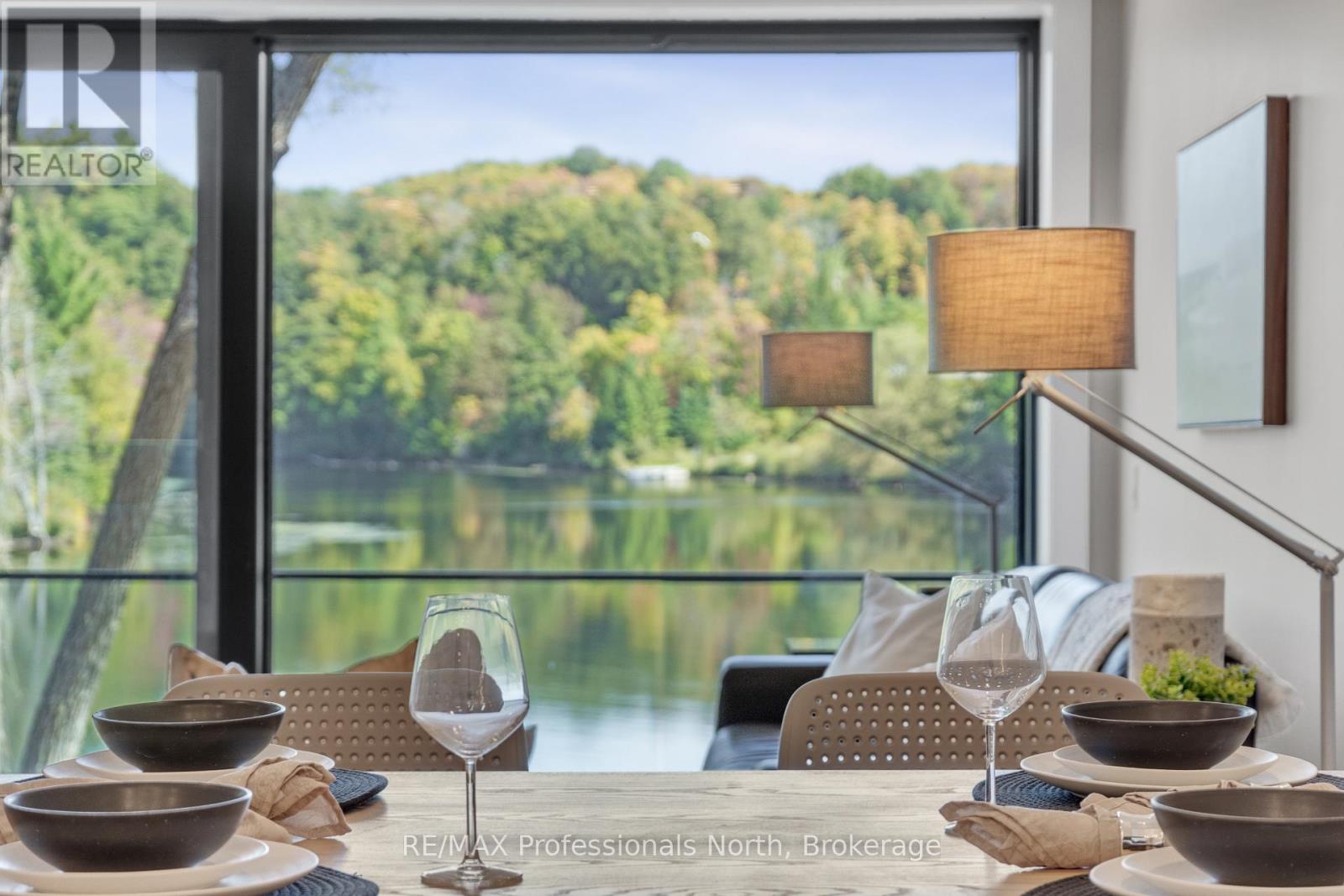 203 - 32 Brunel Road, Huntsville (chaffey), Ontario