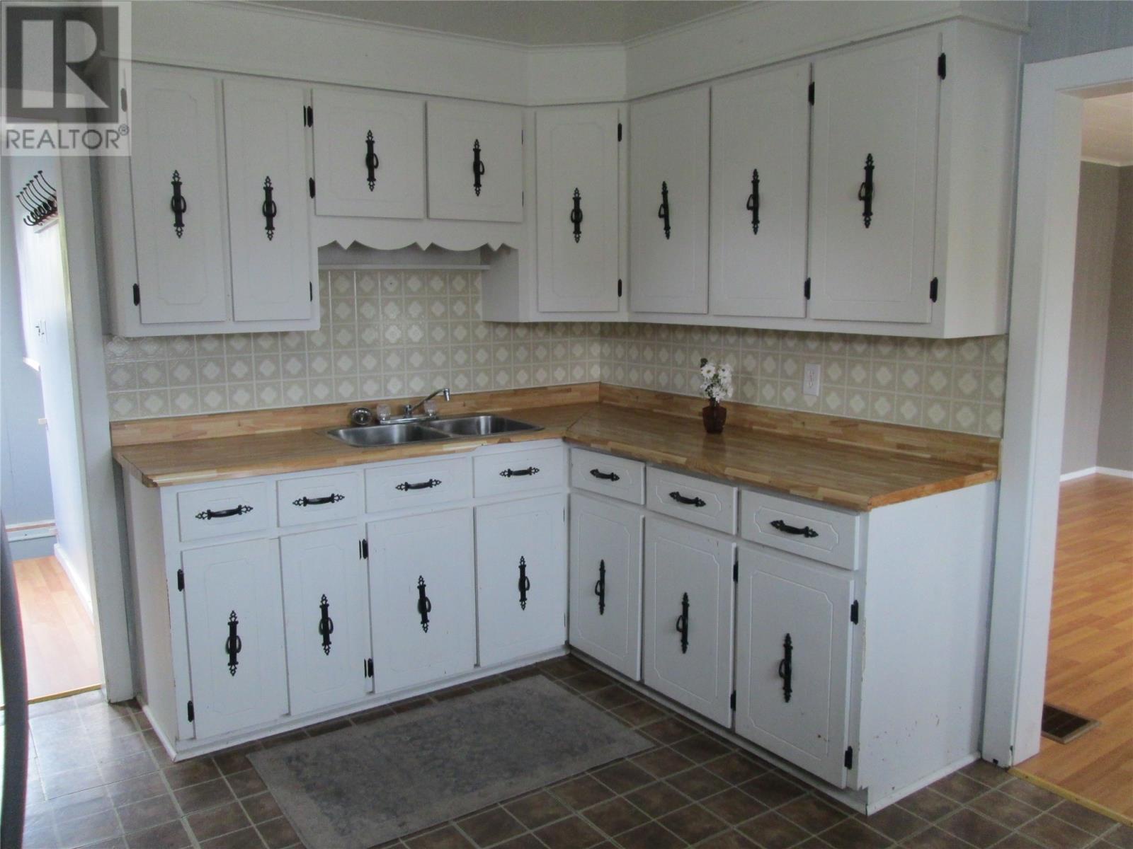 151 Main Street, Bishop's Falls, Newfoundland And Labrador