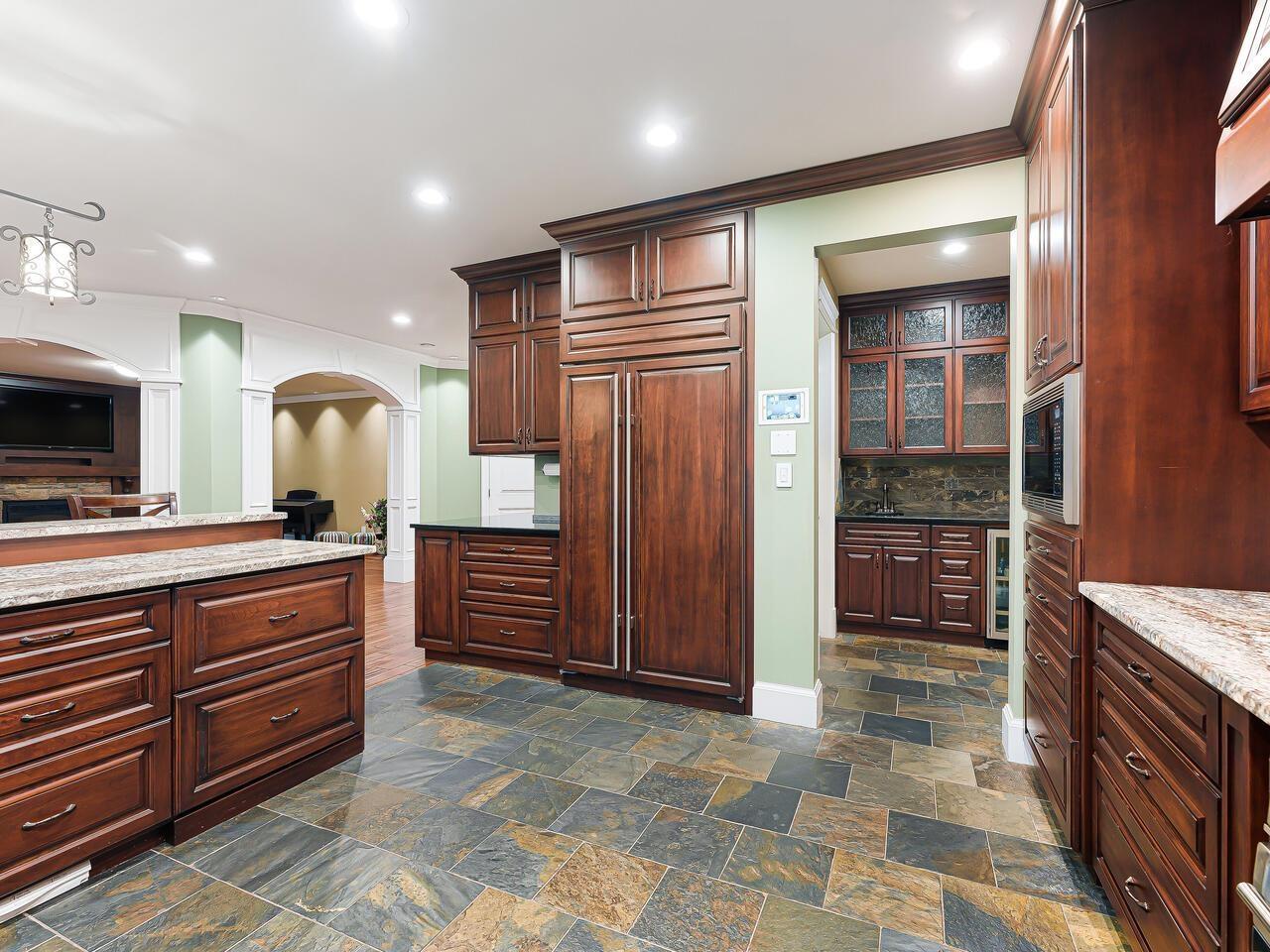 5218 219a Street, Langley, British Columbia