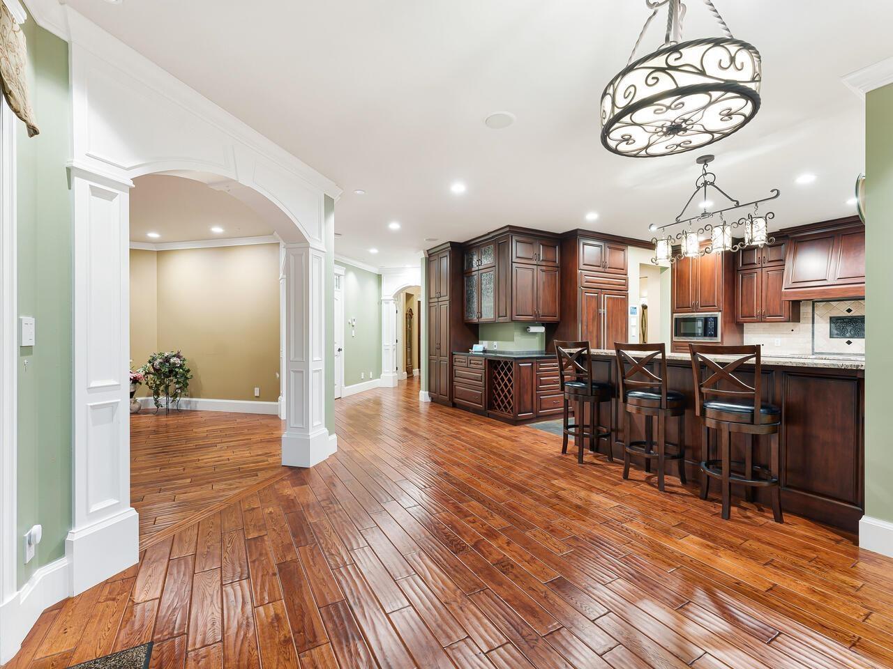 5218 219a Street, Langley, British Columbia