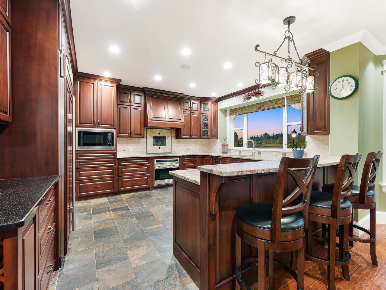 5218 219a Street, Langley, British Columbia