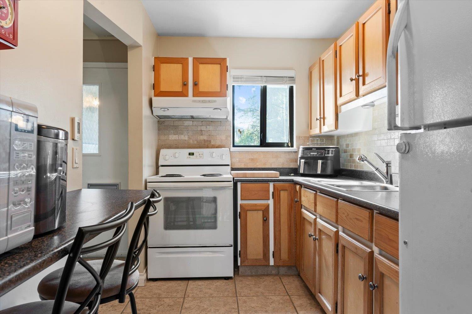 14 6609 138 Street, Surrey, British Columbia