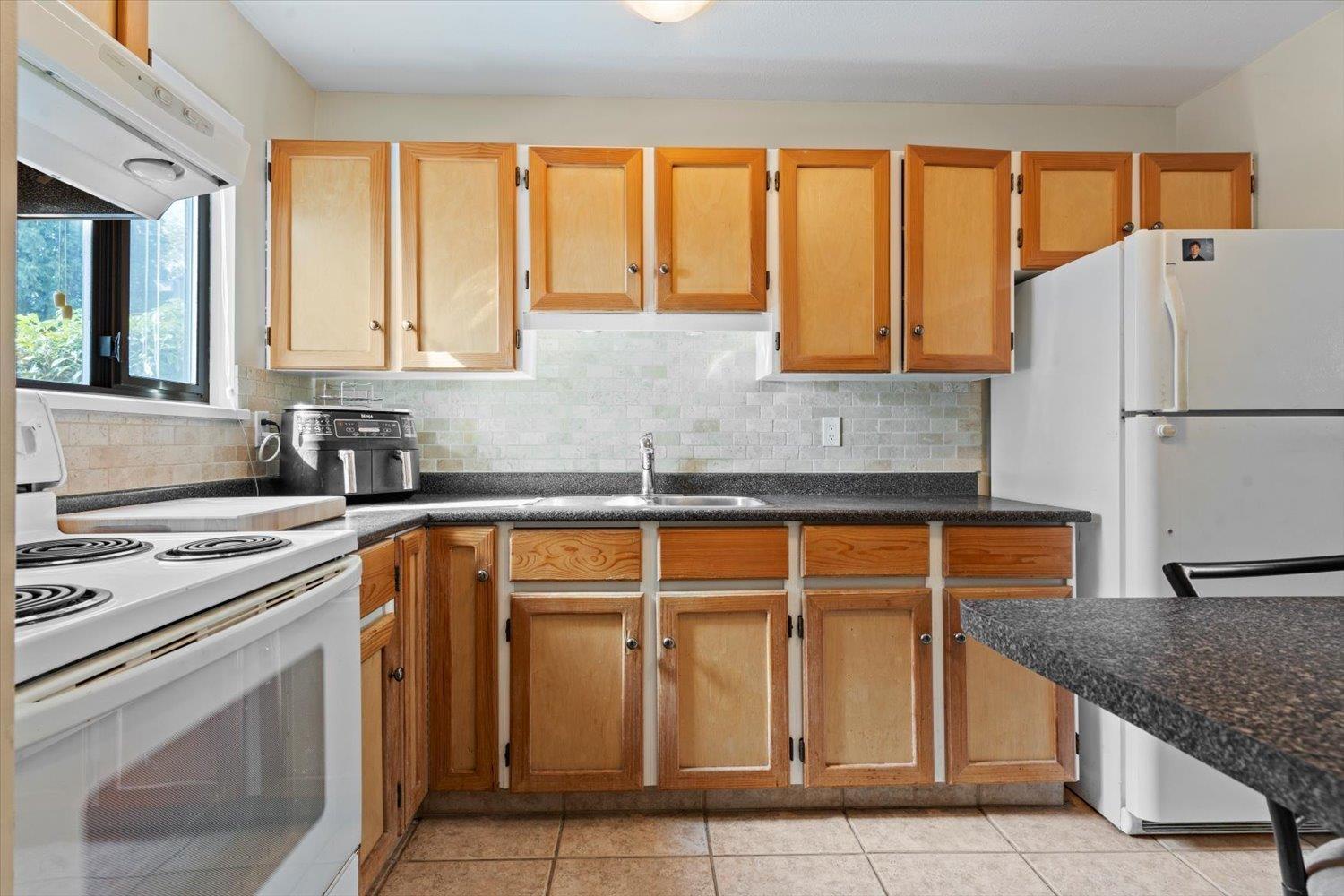 14 6609 138 Street, Surrey, British Columbia