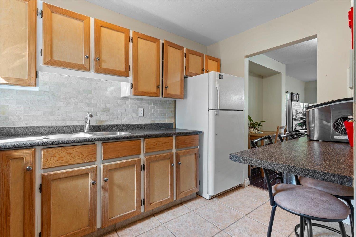 14 6609 138 Street, Surrey, British Columbia