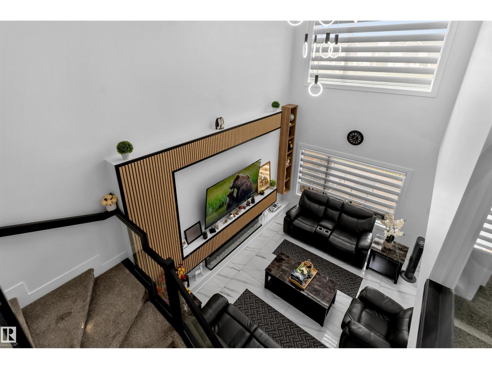 15518 13a Av Sw, Edmonton, Alberta