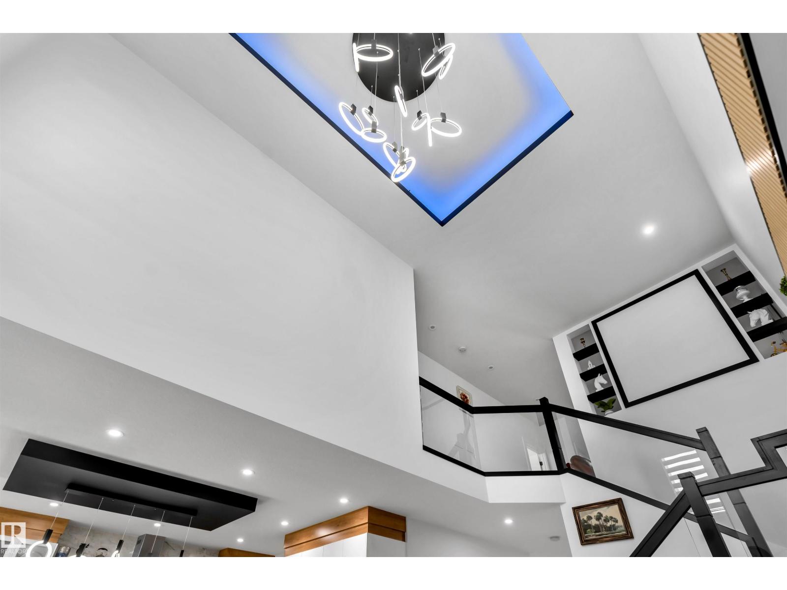 15518 13a Av Sw, Edmonton, Alberta