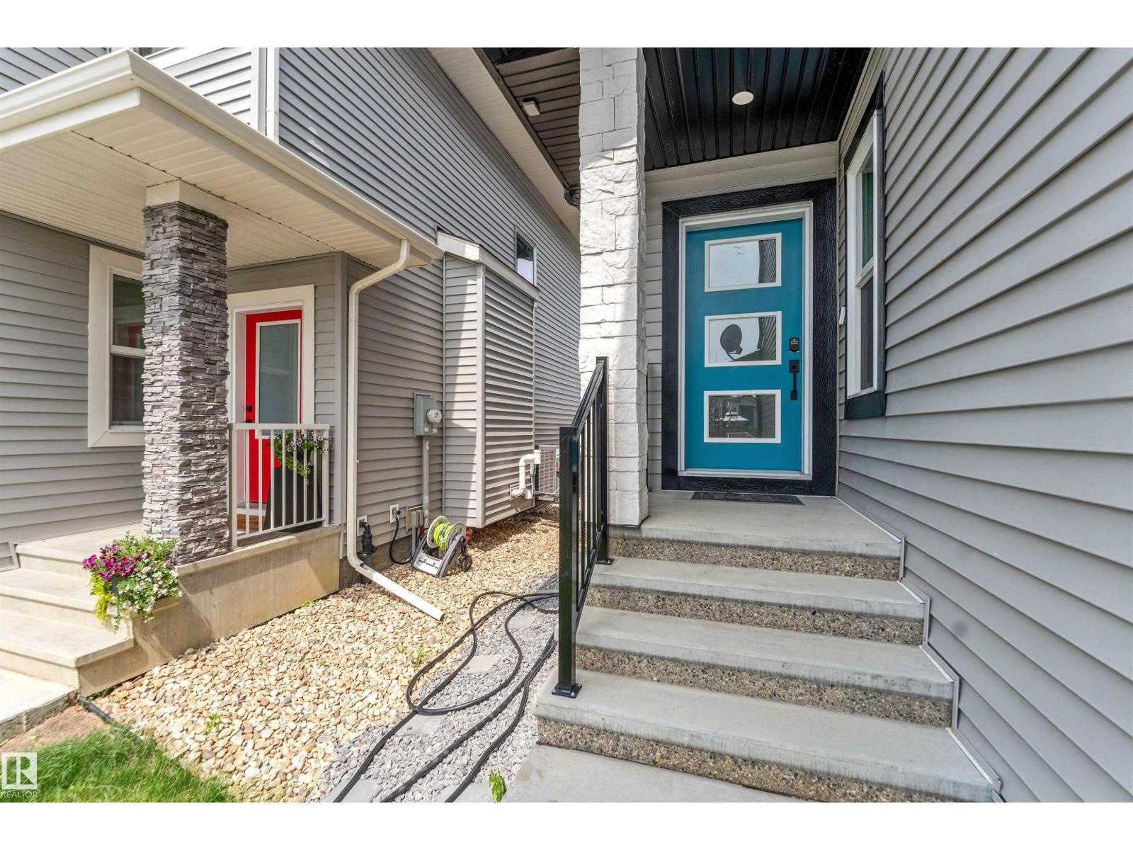 15518 13a Av Sw, Edmonton, Alberta