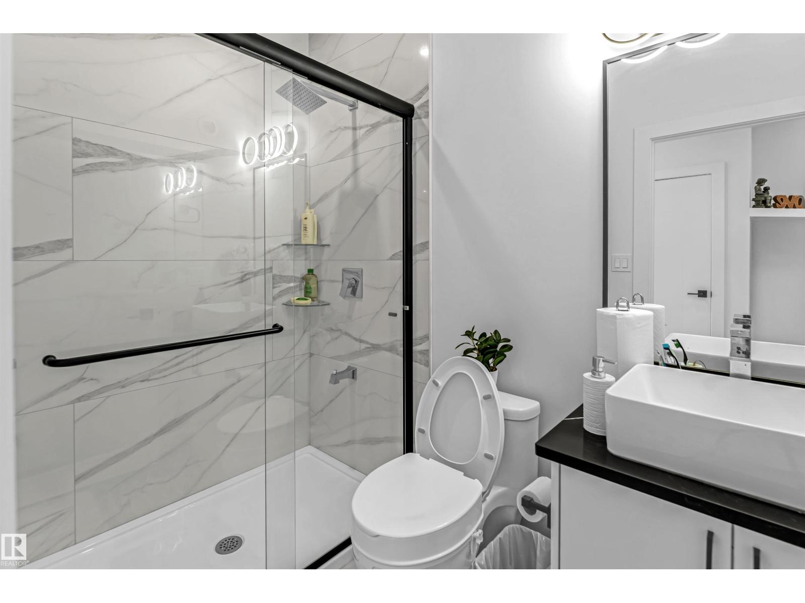 15518 13a Av Sw, Edmonton, Alberta