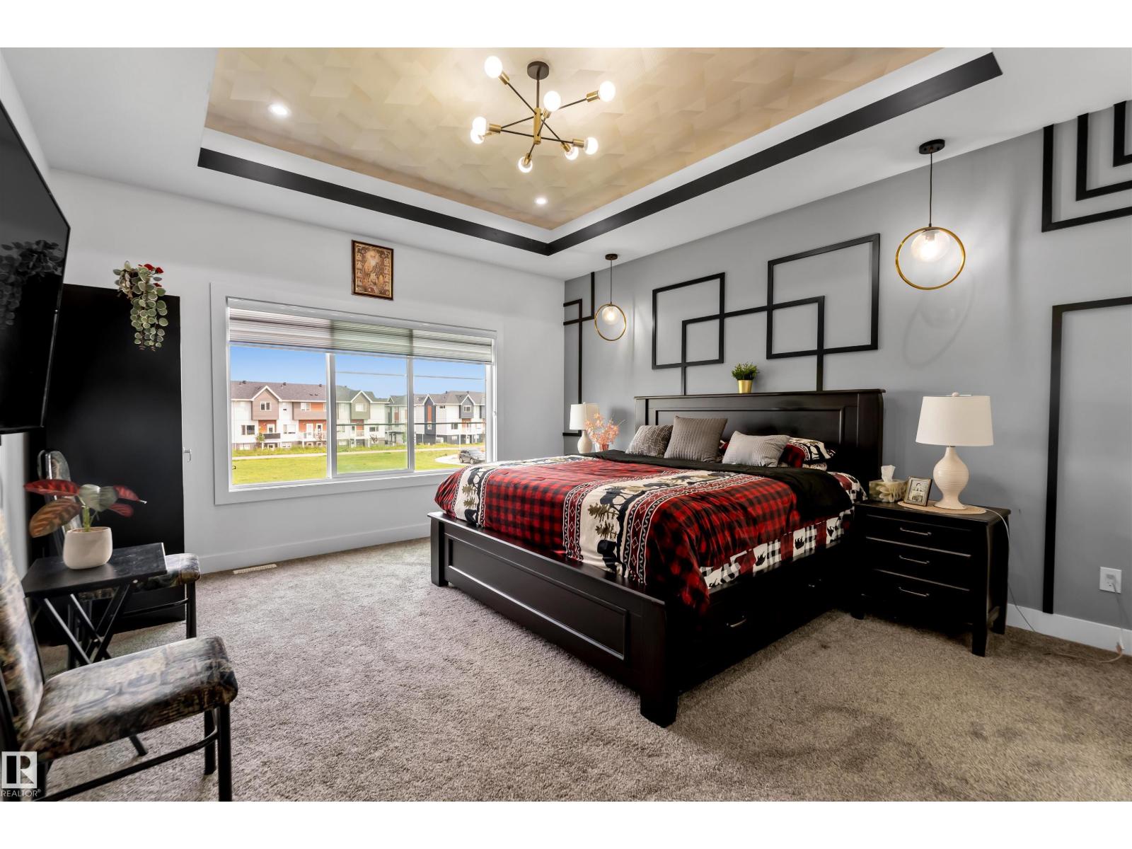 15518 13a Av Sw, Edmonton, Alberta