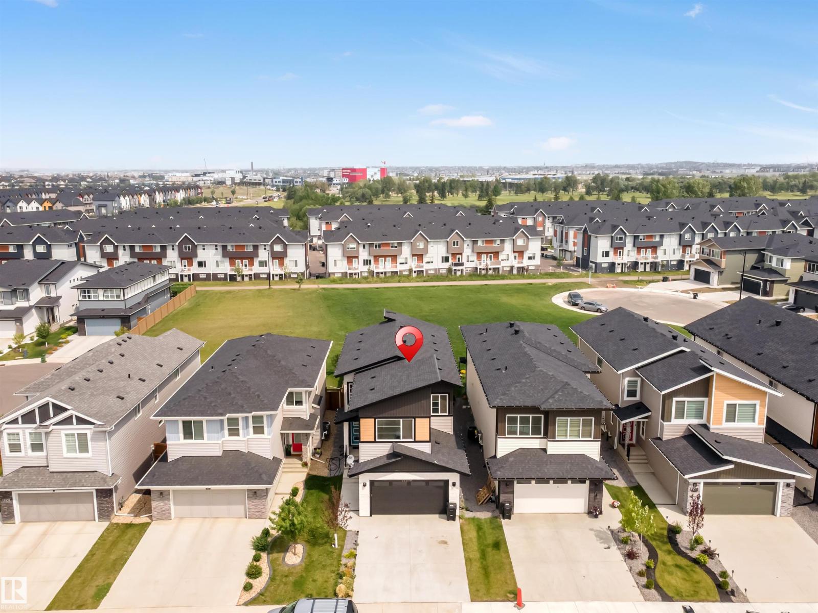 15518 13a Av Sw, Edmonton, Alberta