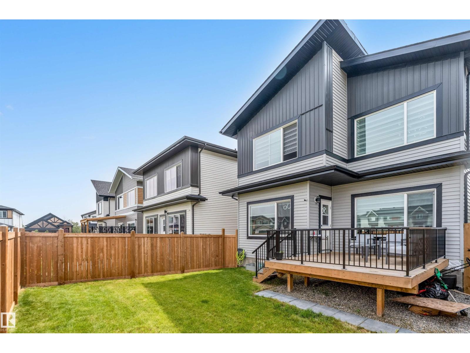 15518 13a Av Sw, Edmonton, Alberta