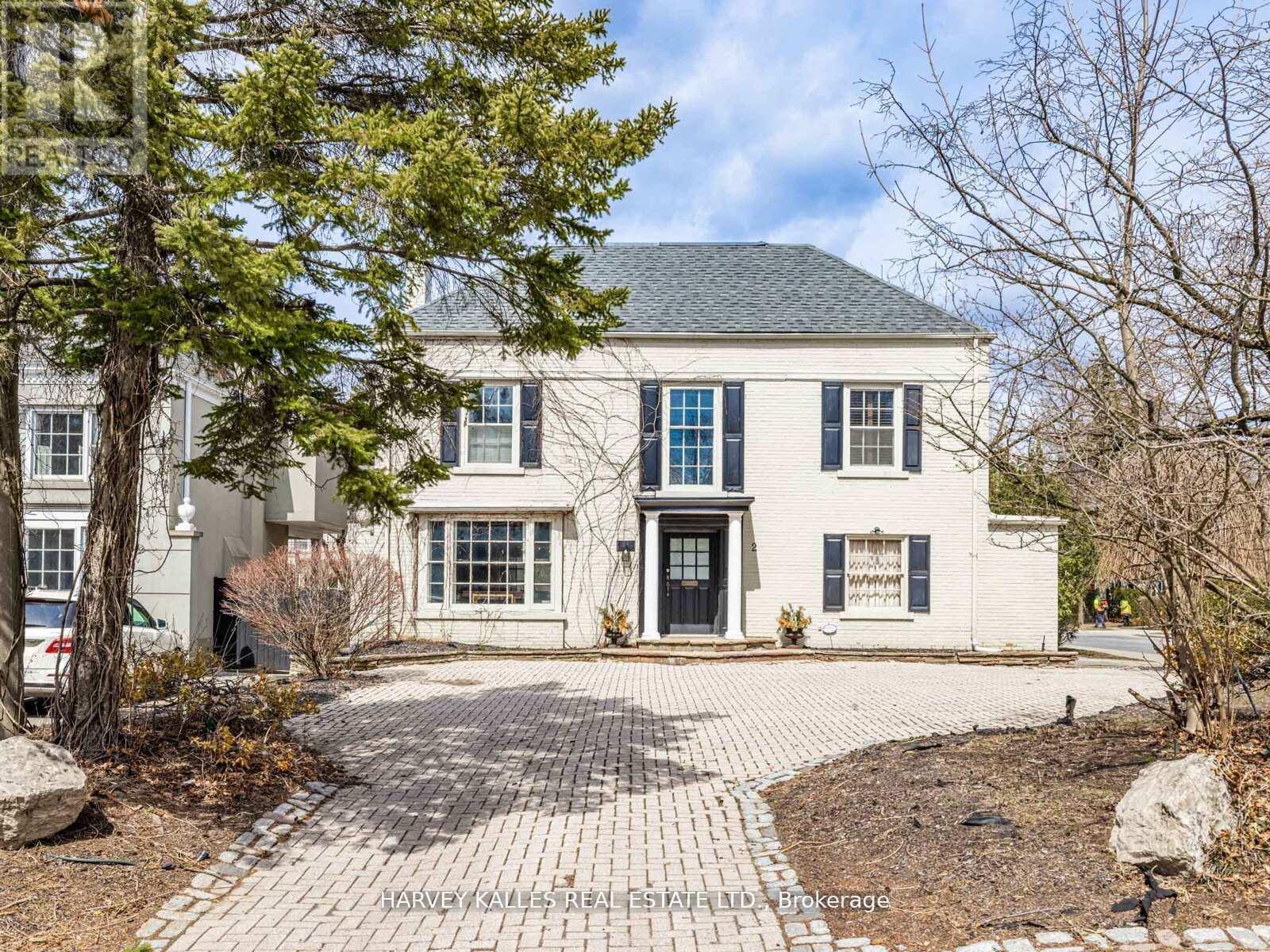 2 Silverwood Avenue, Toronto (forest Hill South), Ontario