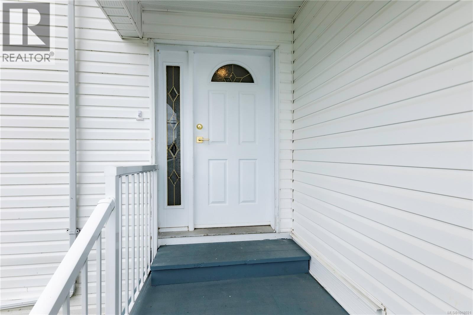 440 Macmillan Dr, Sayward, British Columbia