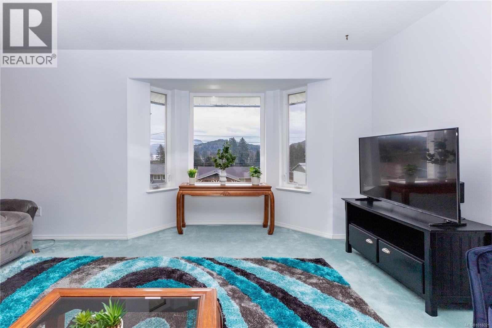 440 Macmillan Dr, Sayward, British Columbia