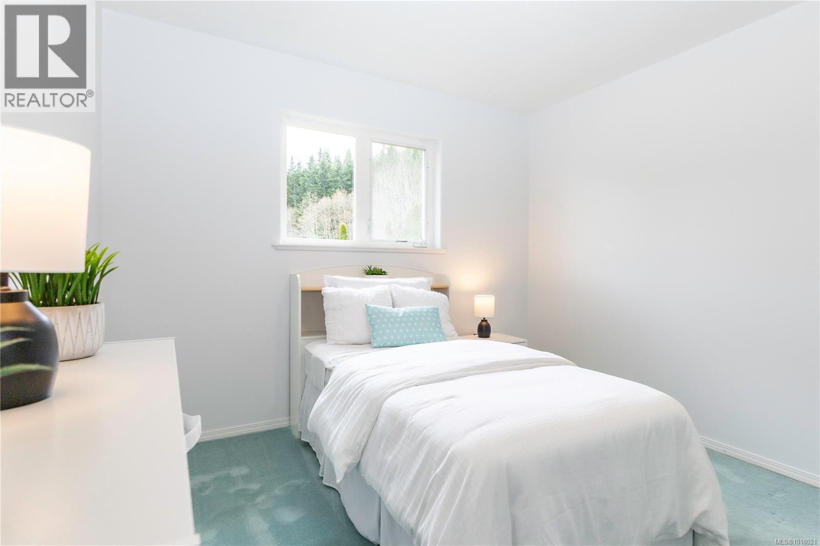 440 Macmillan Dr, Sayward, British Columbia