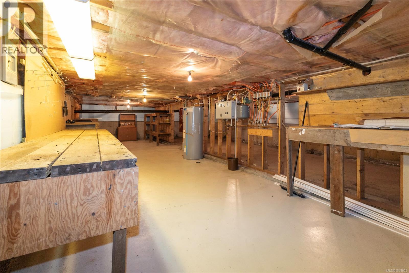 440 Macmillan Dr, Sayward, British Columbia