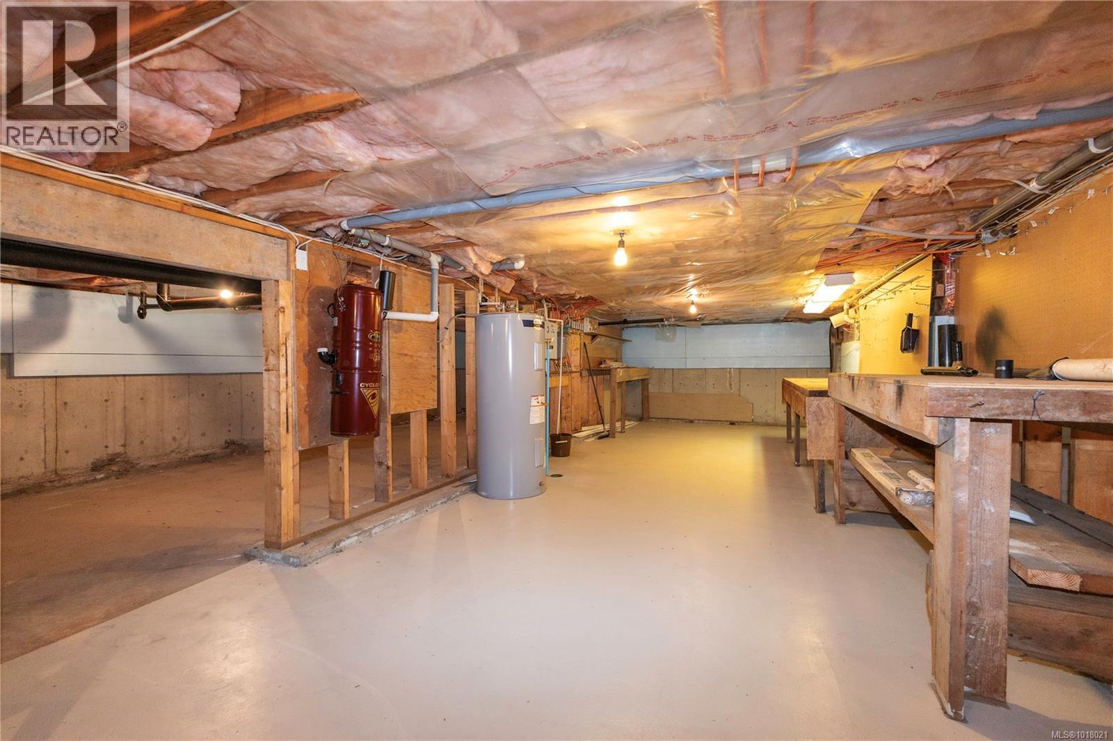 440 Macmillan Dr, Sayward, British Columbia