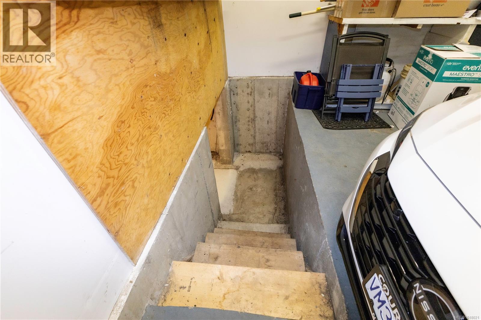 440 Macmillan Dr, Sayward, British Columbia