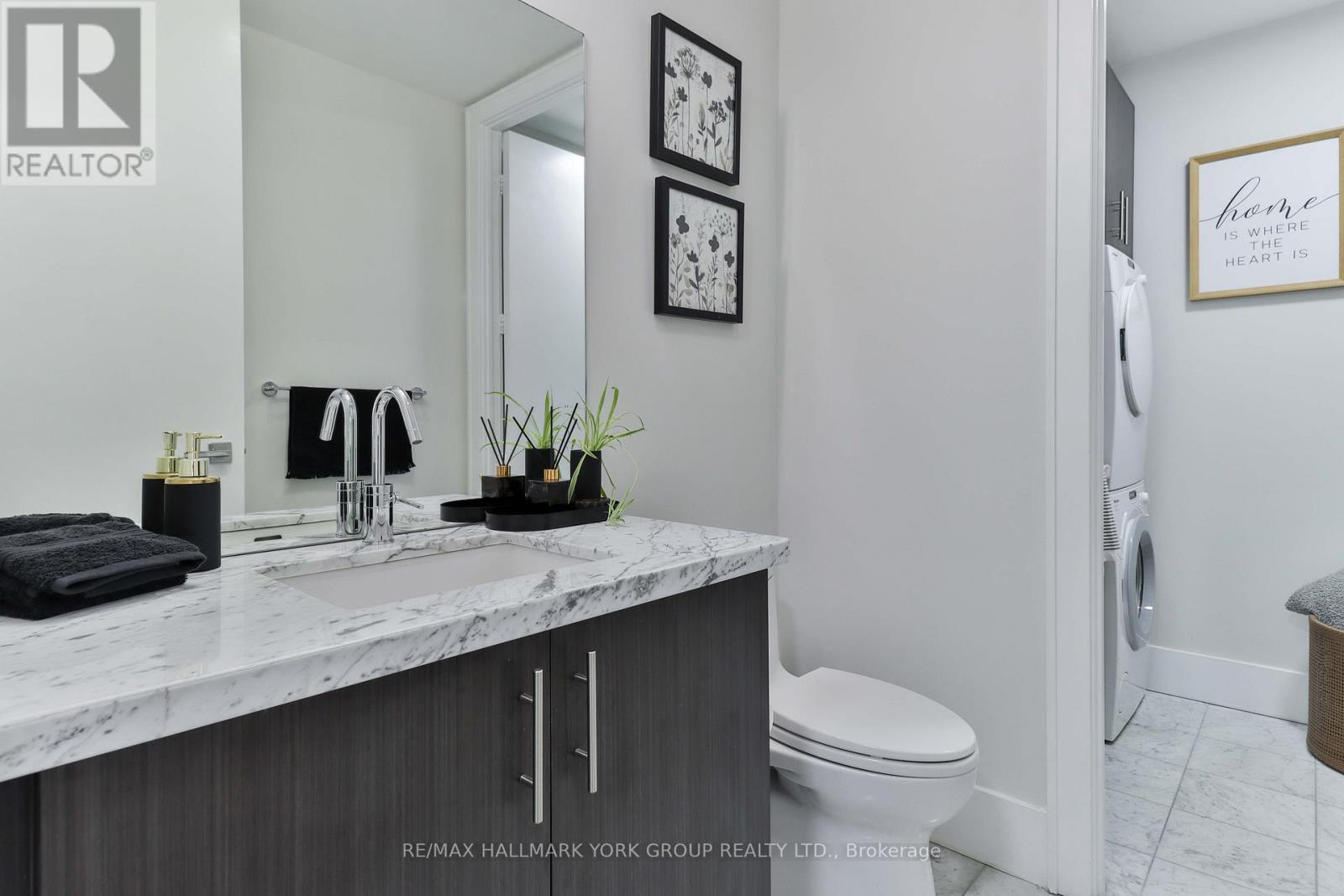 505 - 29 Queens Quay E, Toronto (waterfront Communities), Ontario