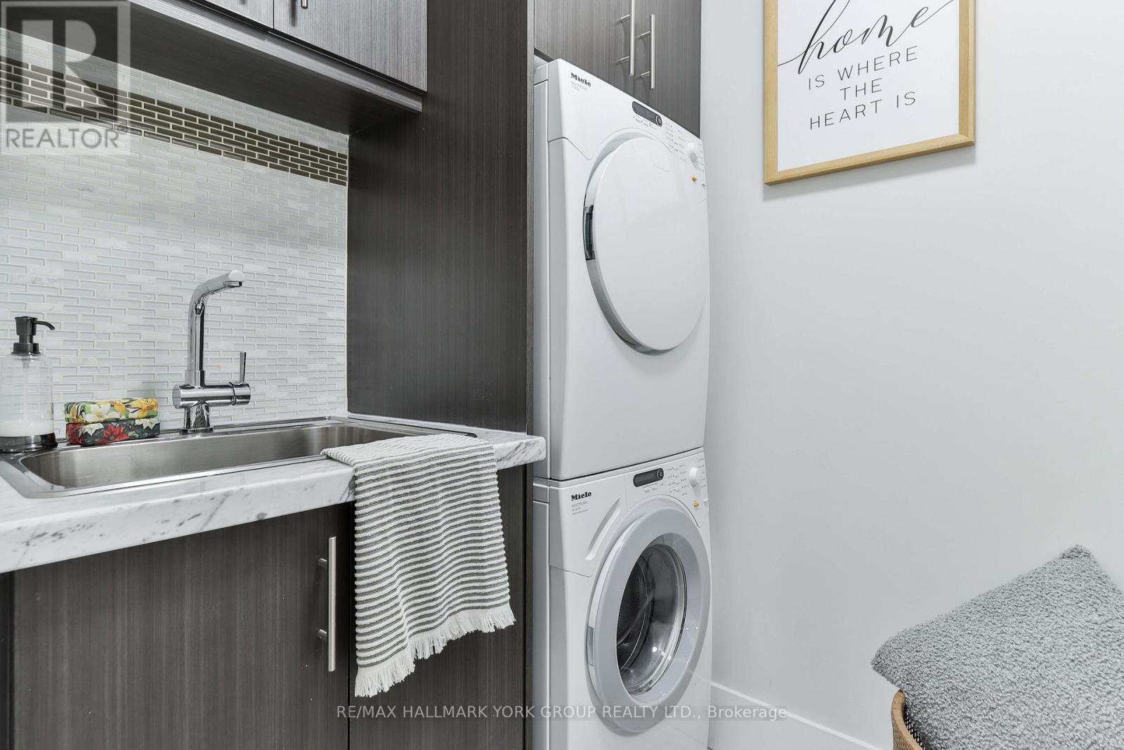 505 - 29 Queens Quay E, Toronto (waterfront Communities), Ontario