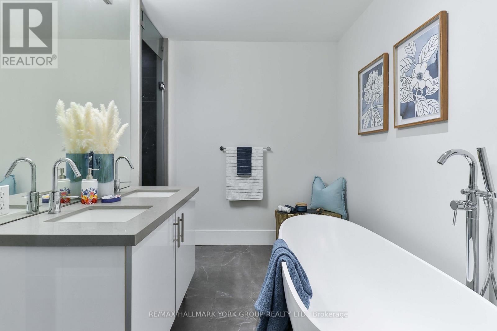 505 - 29 Queens Quay E, Toronto (waterfront Communities), Ontario