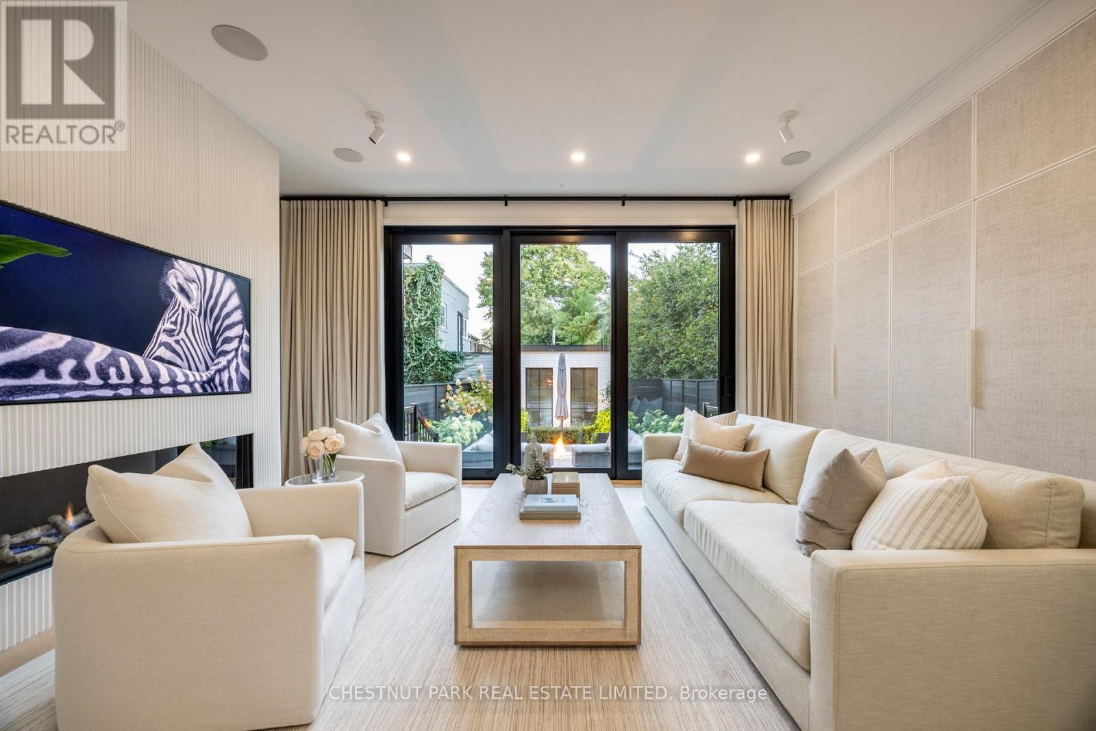 229 Sheldrake Boulevard, Toronto (mount Pleasant East), Ontario