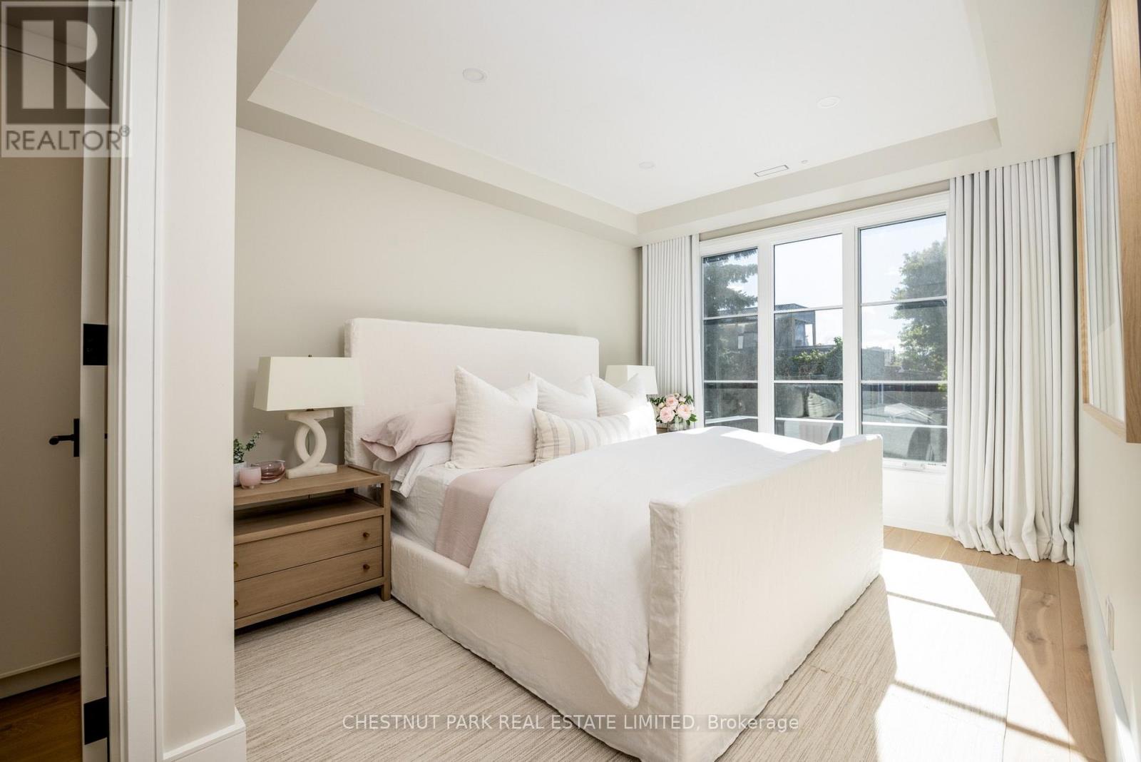 229 Sheldrake Boulevard, Toronto (mount Pleasant East), Ontario