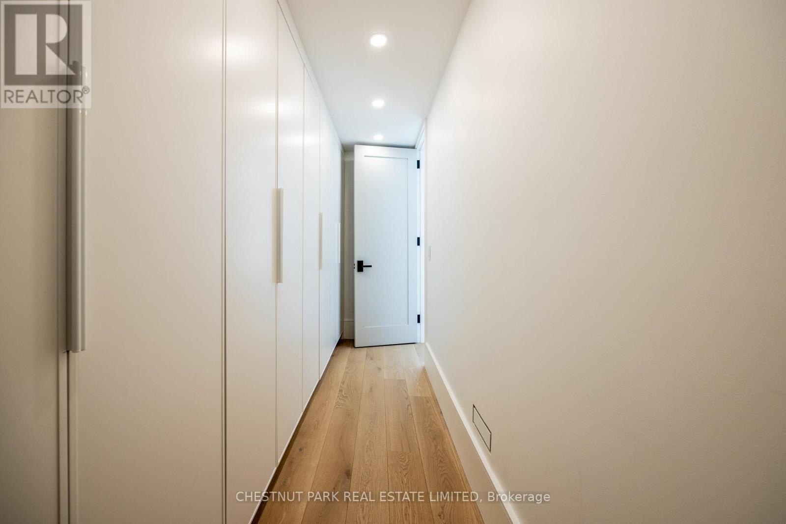 229 Sheldrake Boulevard, Toronto (mount Pleasant East), Ontario