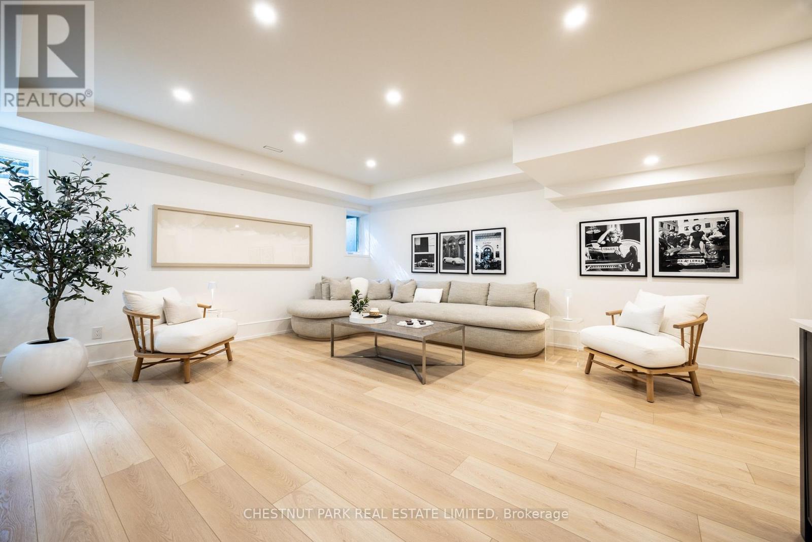 229 Sheldrake Boulevard, Toronto (mount Pleasant East), Ontario