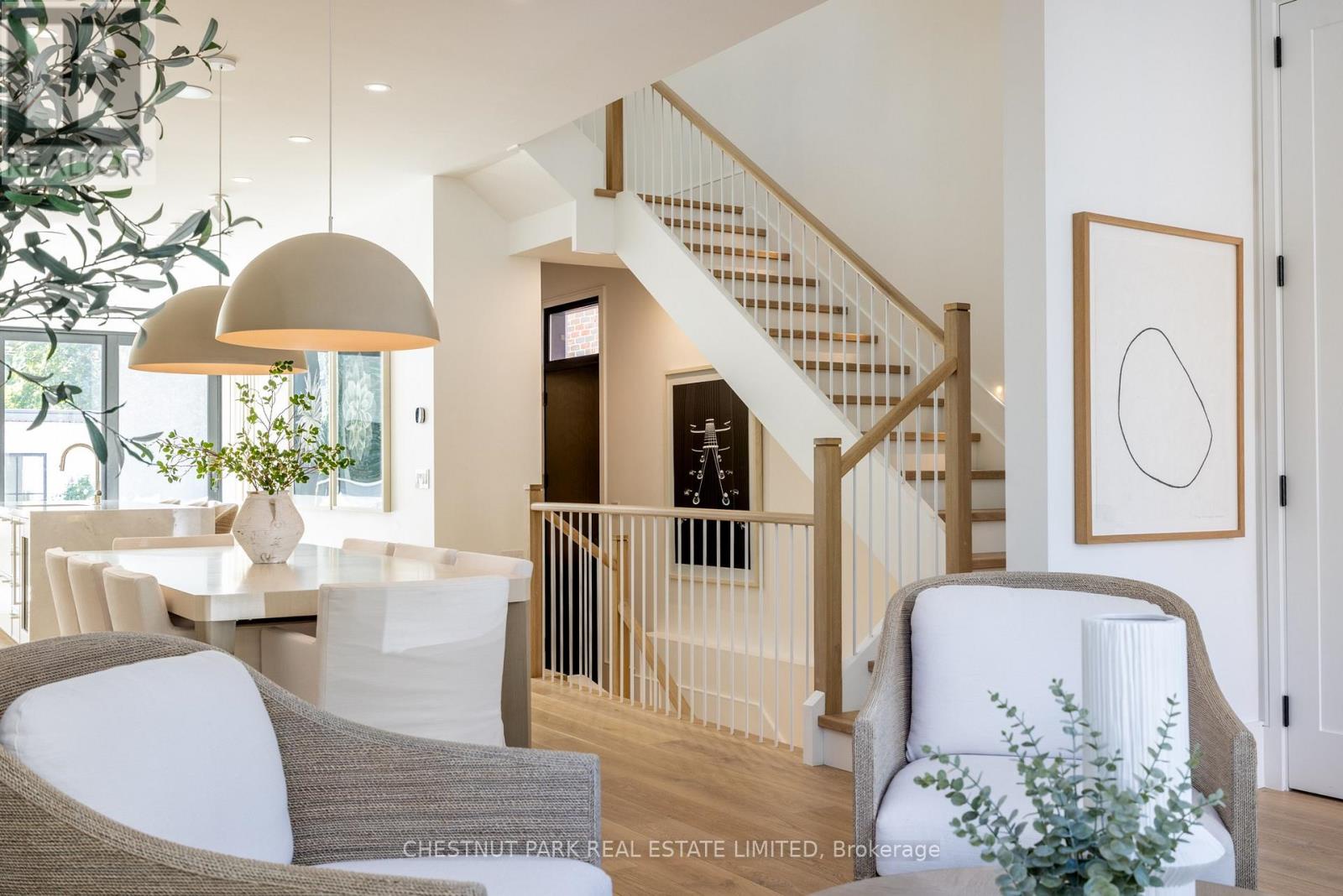 229 Sheldrake Boulevard, Toronto (mount Pleasant East), Ontario