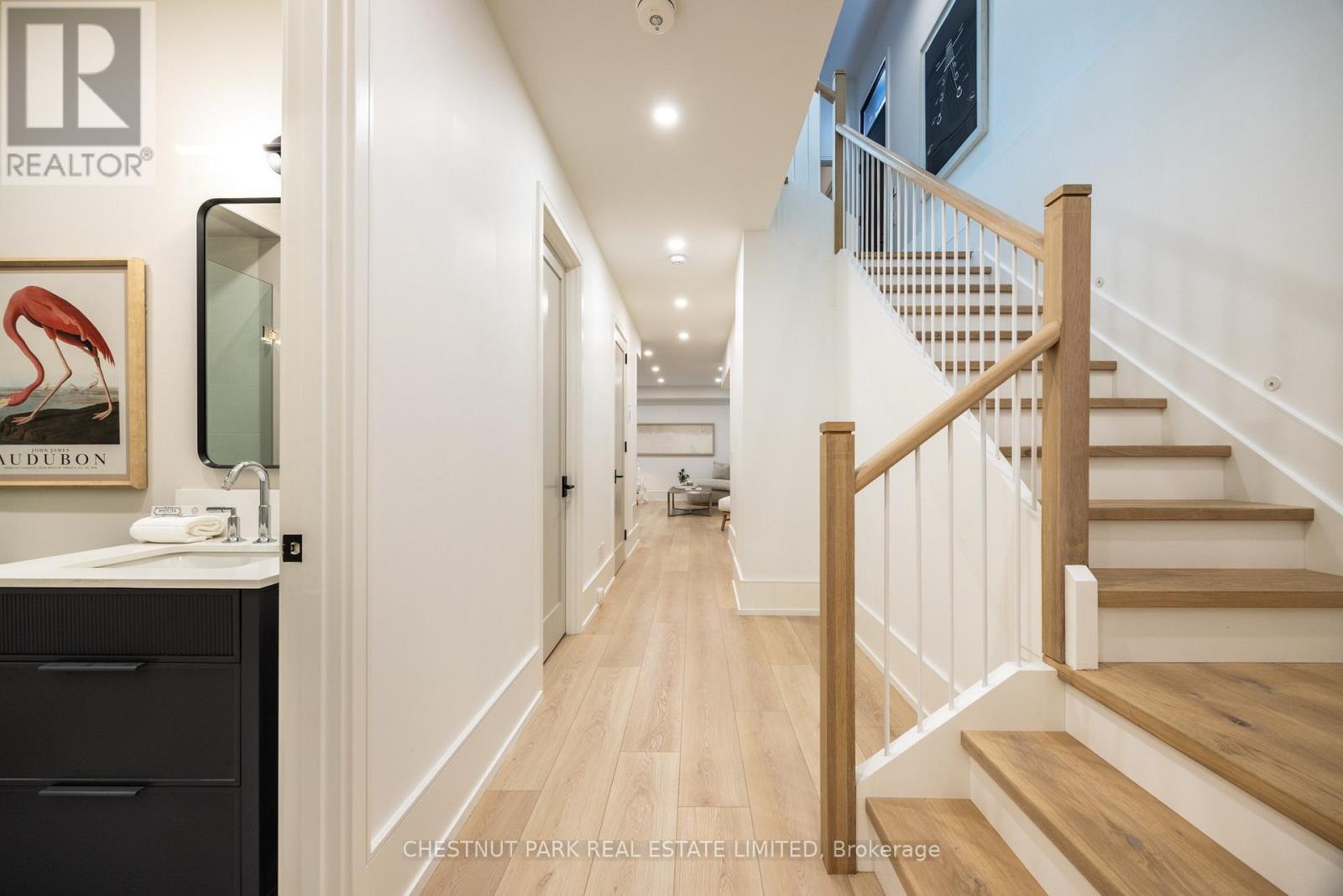 229 Sheldrake Boulevard, Toronto (mount Pleasant East), Ontario