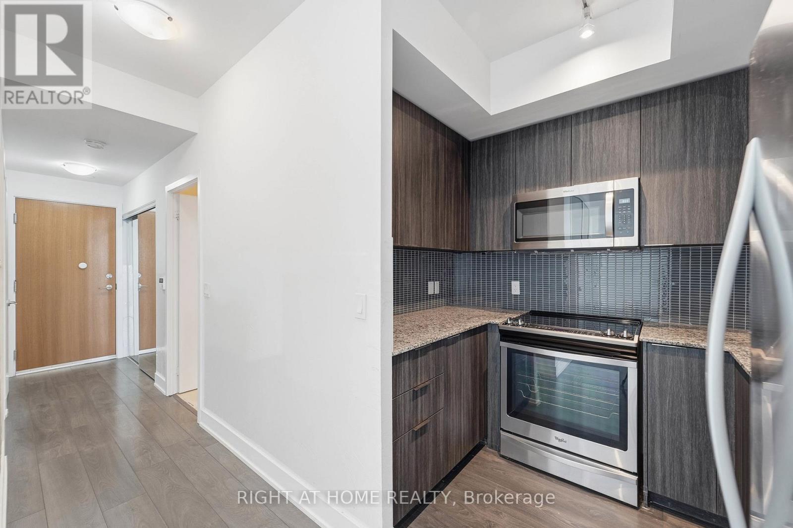 1208 - 20 Shore Breeze Drive, Toronto (mimico), Ontario