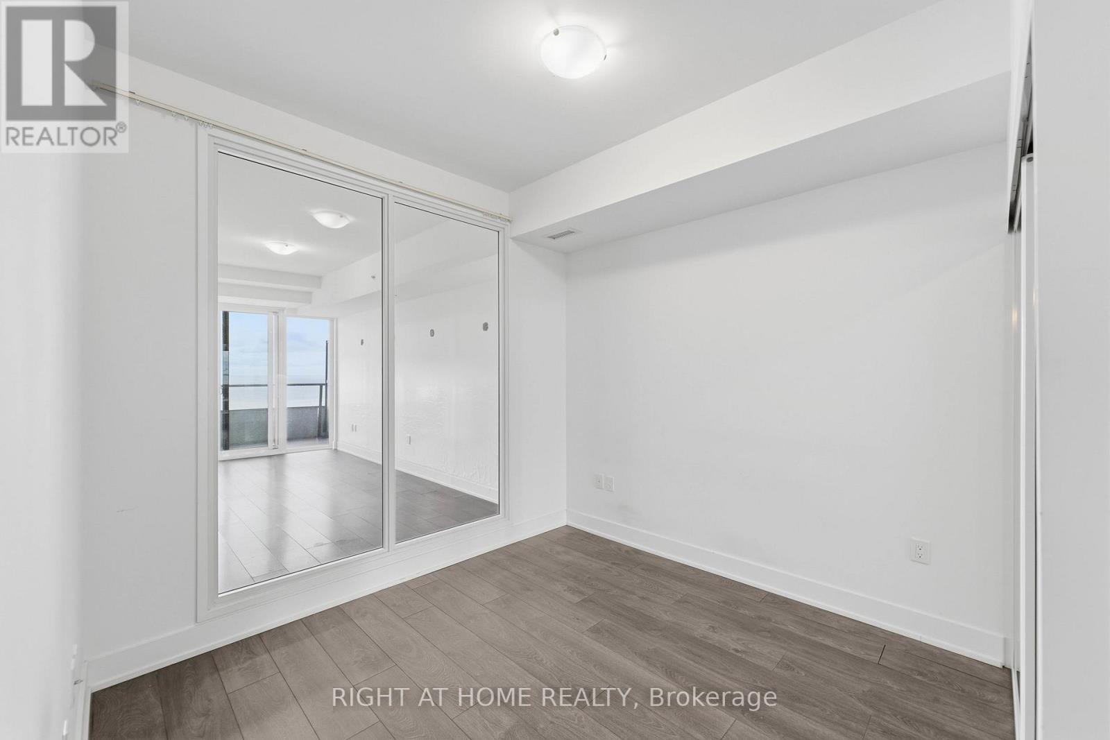 1208 - 20 Shore Breeze Drive, Toronto (mimico), Ontario