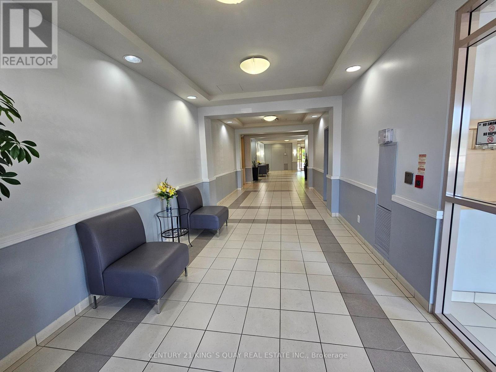 826 - 3650 Kingston Road, Toronto (scarborough Village), Ontario