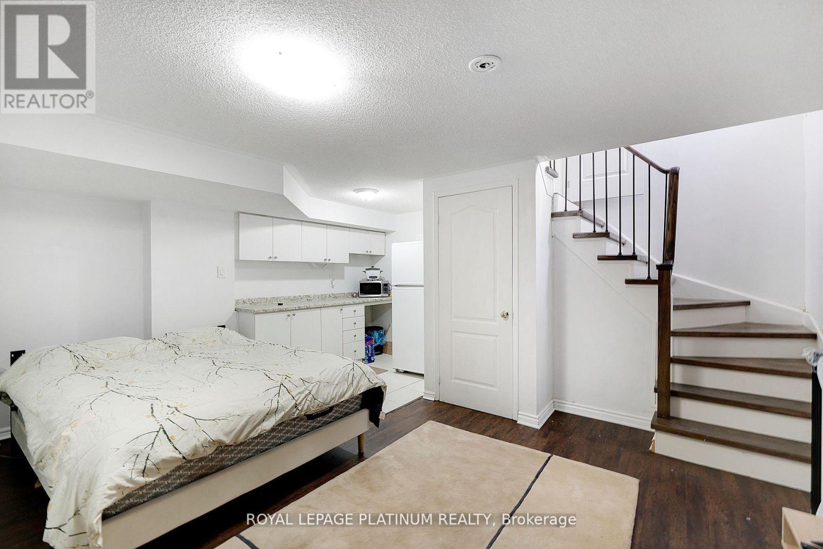 102 Bunchberry Way, Brampton (sandringham-wellington), Ontario