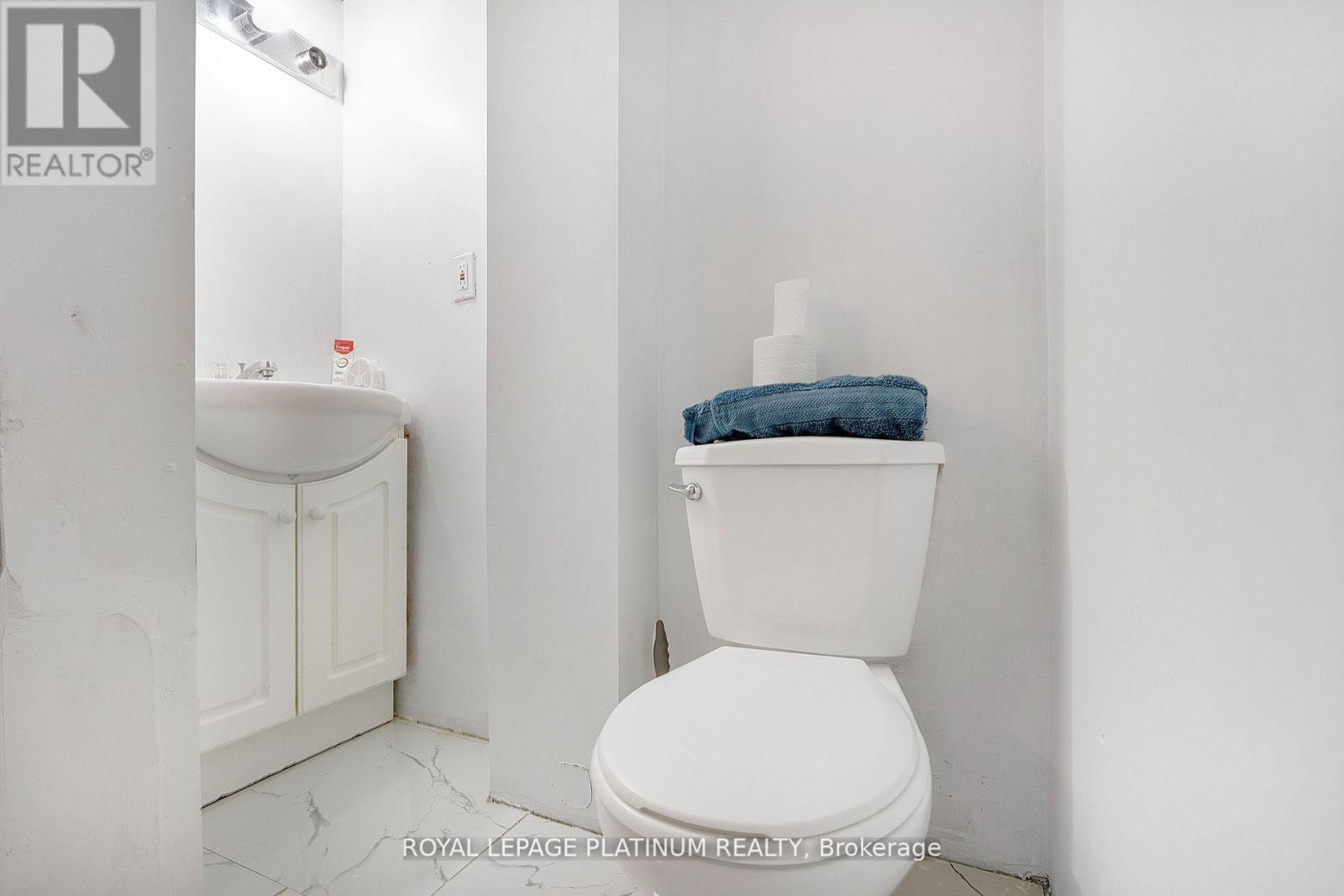 102 Bunchberry Way, Brampton (sandringham-wellington), Ontario